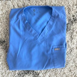 Figs men’s blue scrub top size medium